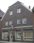 Geschäftshaus von Uhren, Schmuck, Optik Leismann in Laer in der Hohen Straße